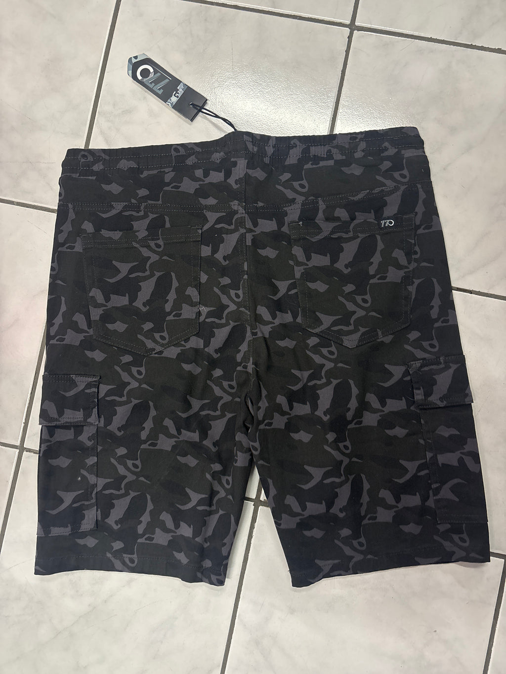 Short 770