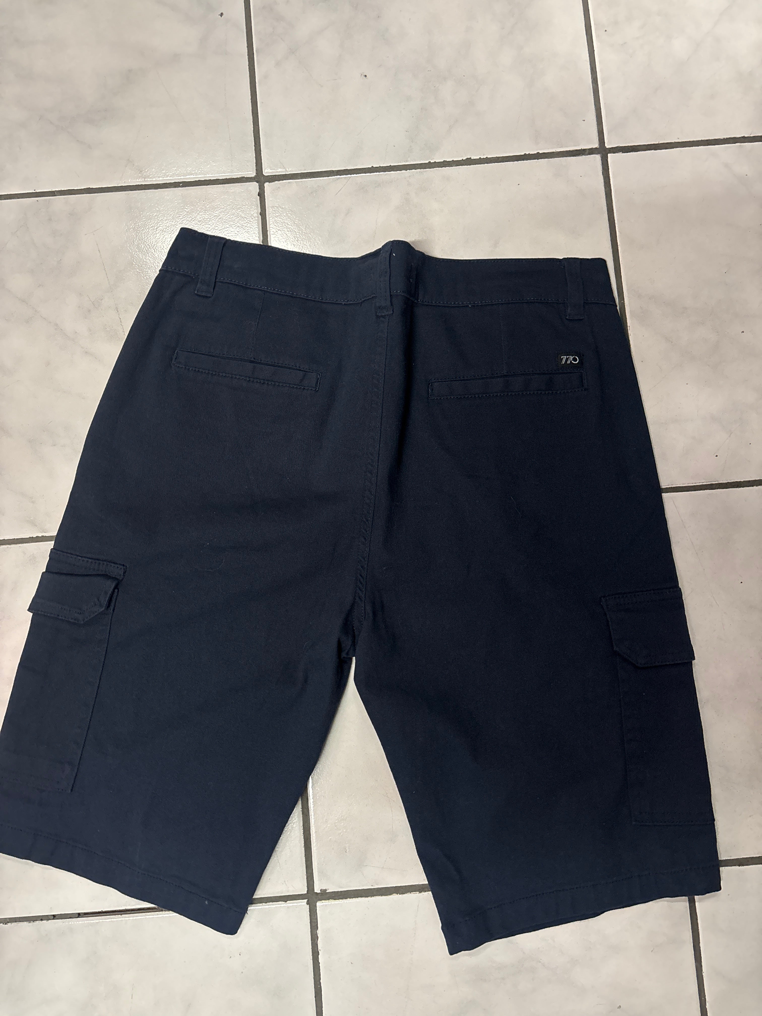 Short 770