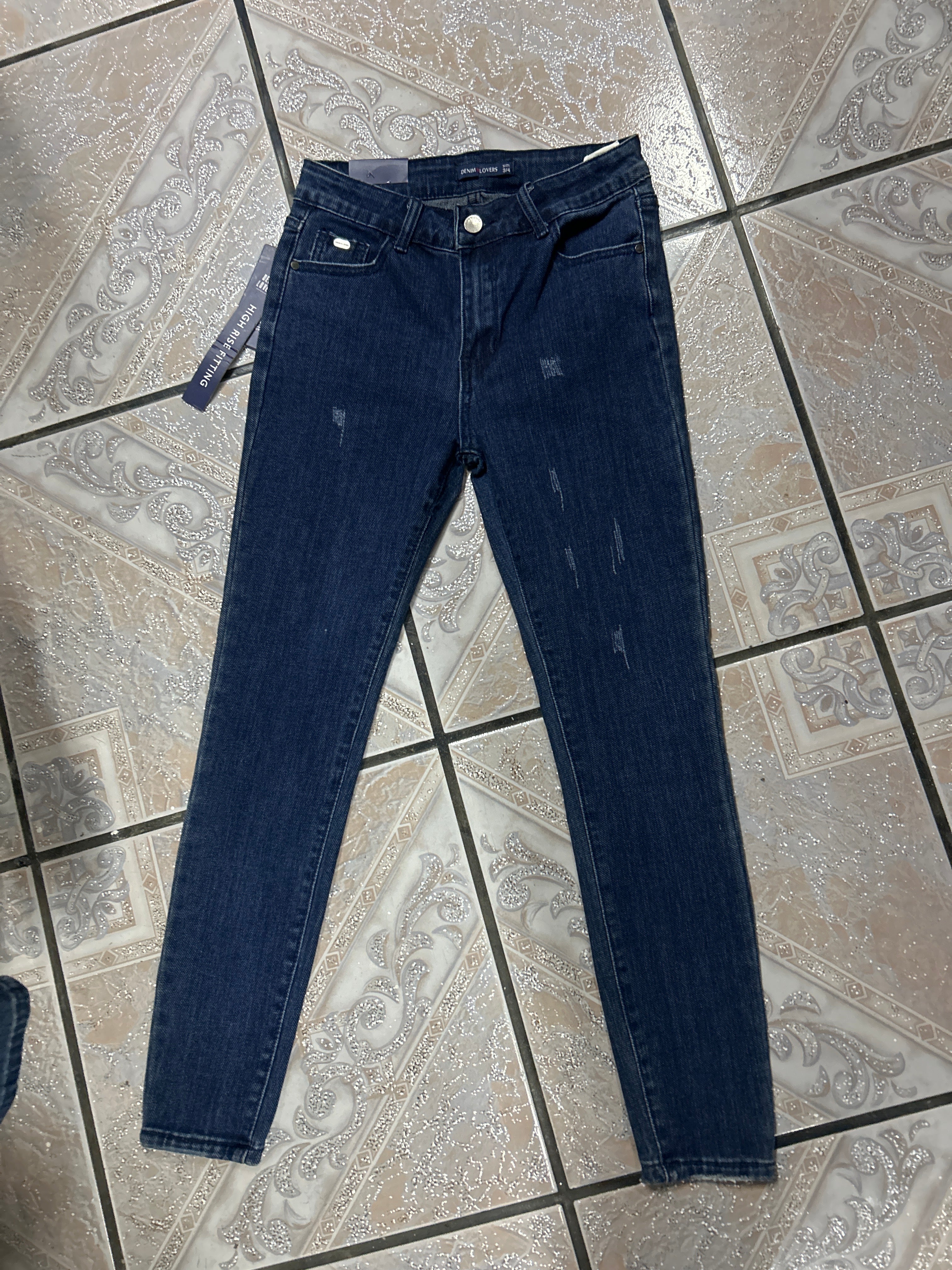 Jeans de mezclilla tiro alto Fortino para amantes de la mezclilla