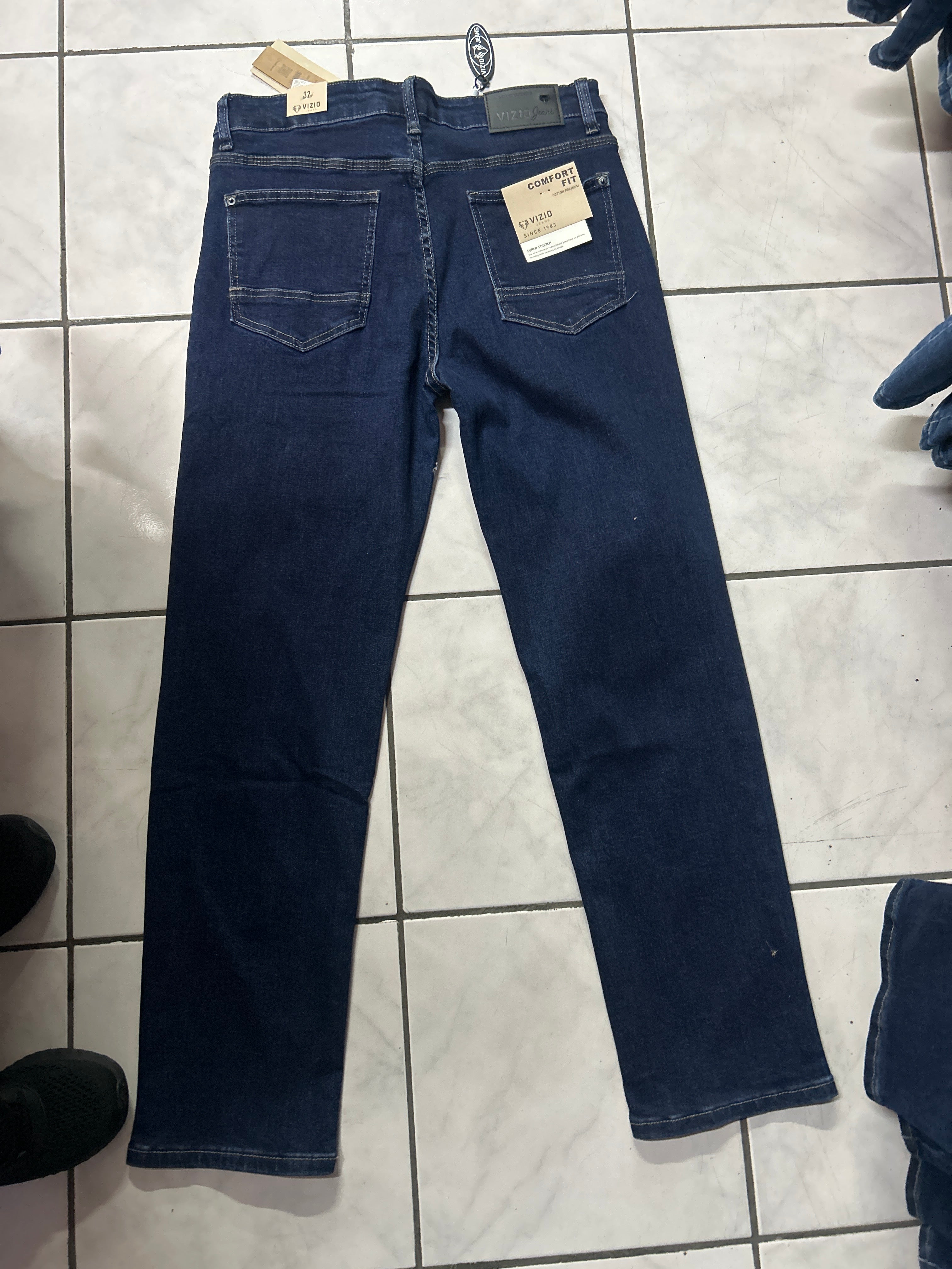 Vaqueros de algodón premium de ajuste cómodo