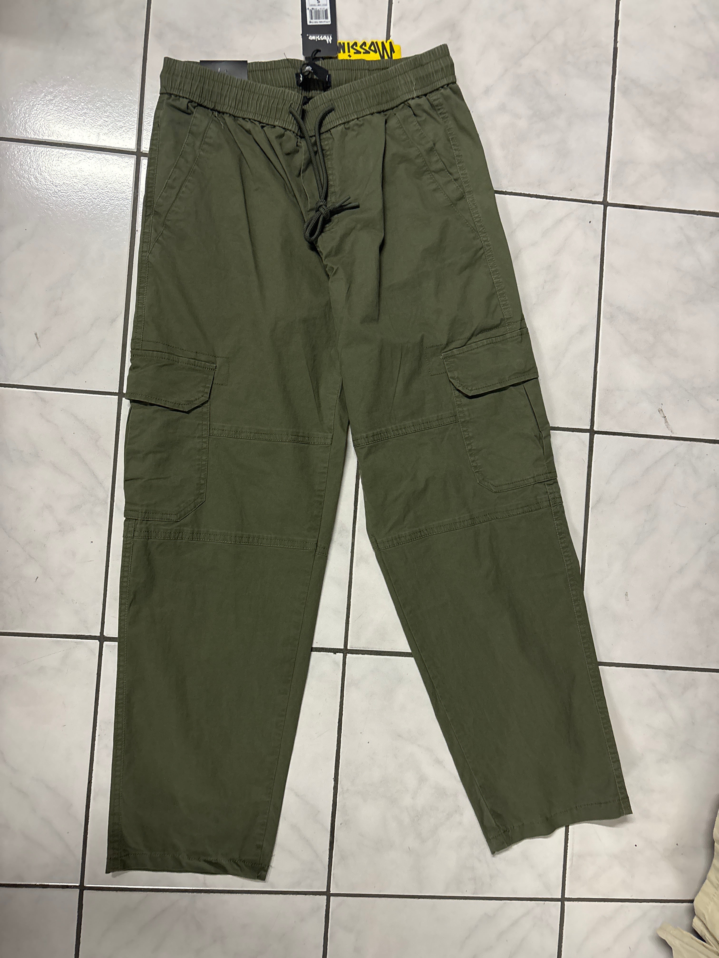 Cargo loosefit