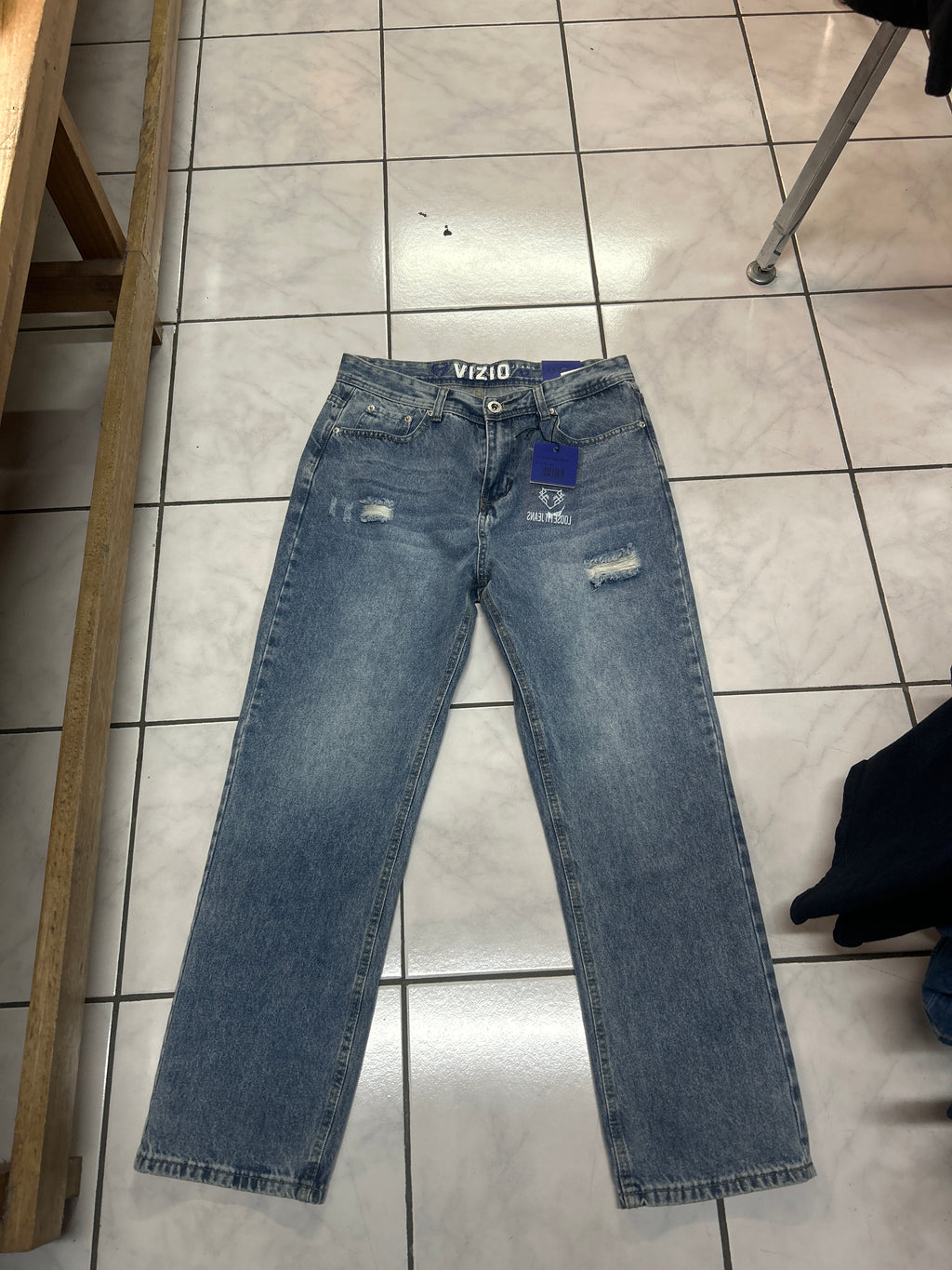 VIZIO JEANS