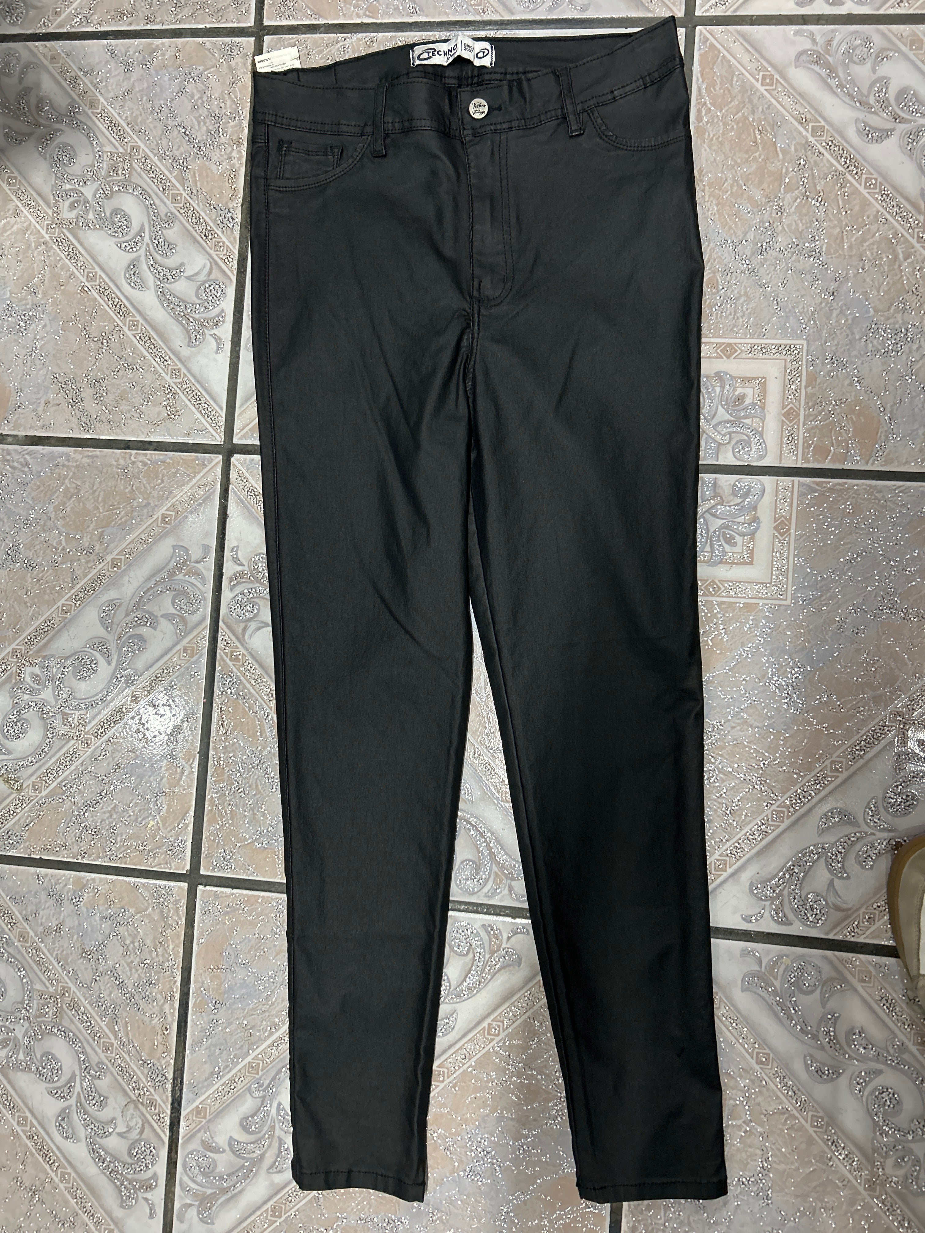 Pantalón Cuerina negro