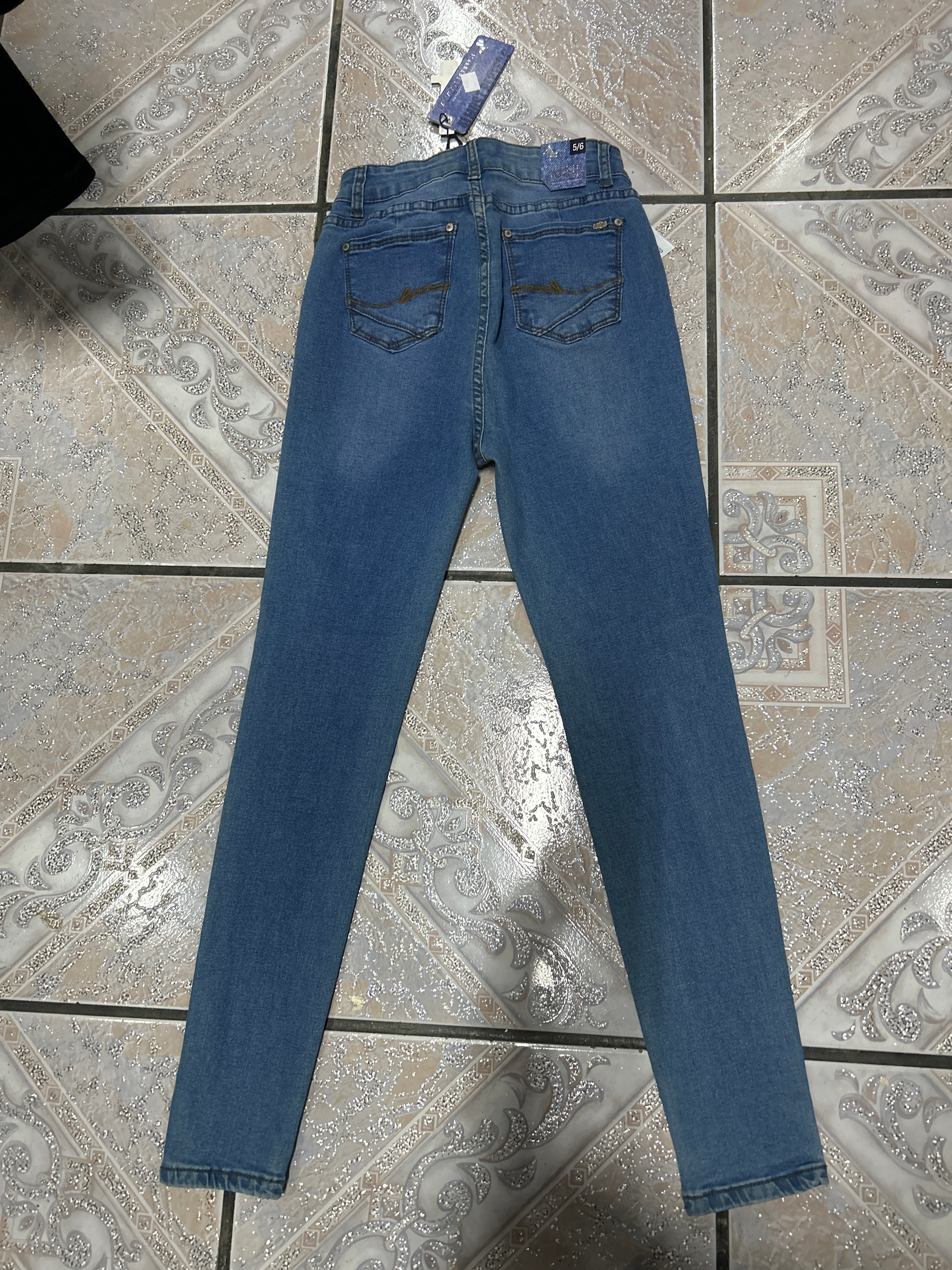 Pantalones vaqueros casi perfectos