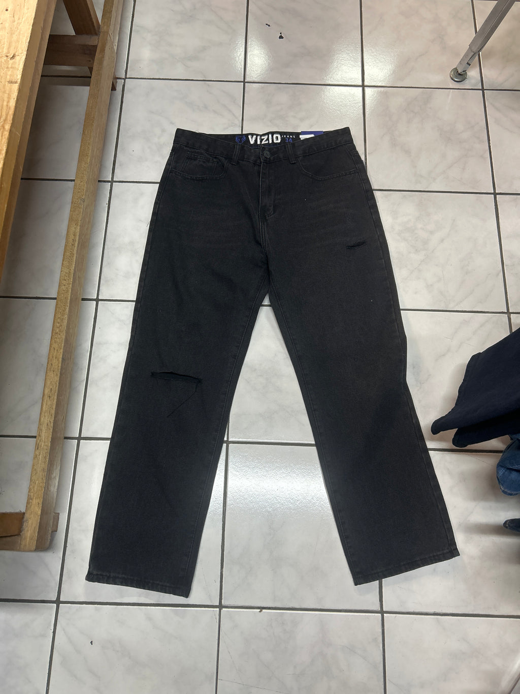 VIZIO JEANS