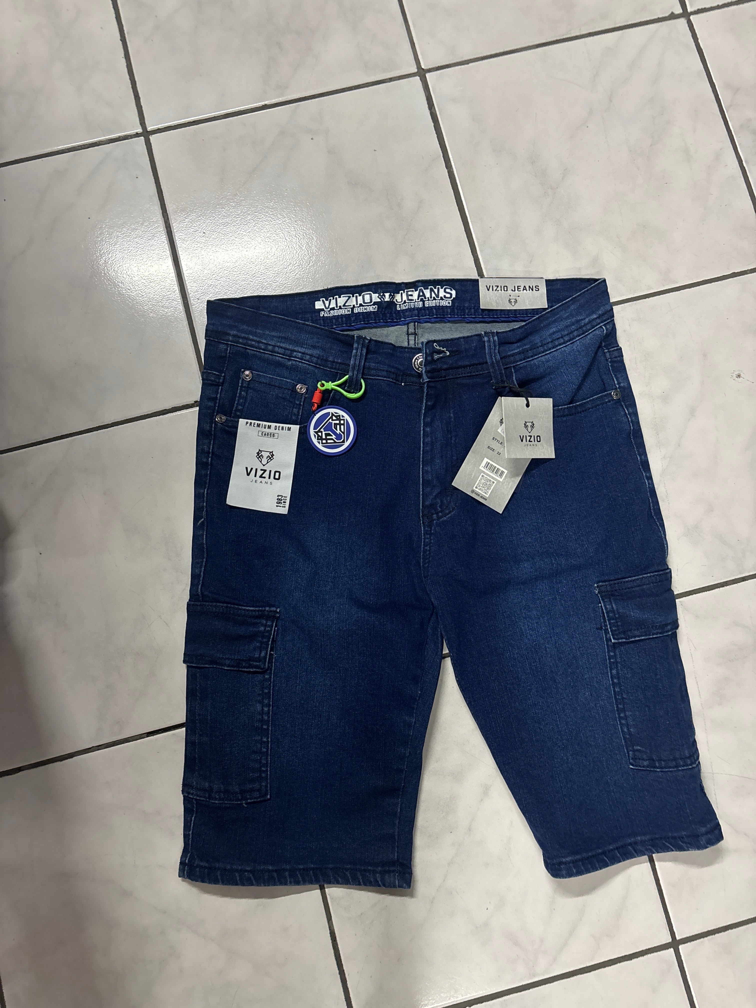 Short VIZIO