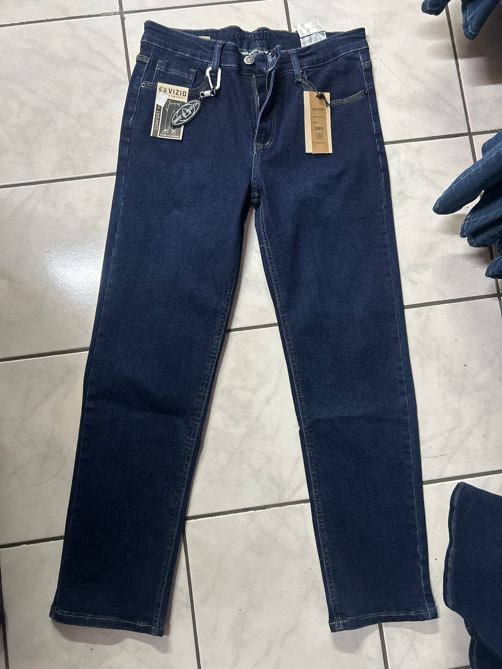 Vaqueros de algodón premium de ajuste cómodo