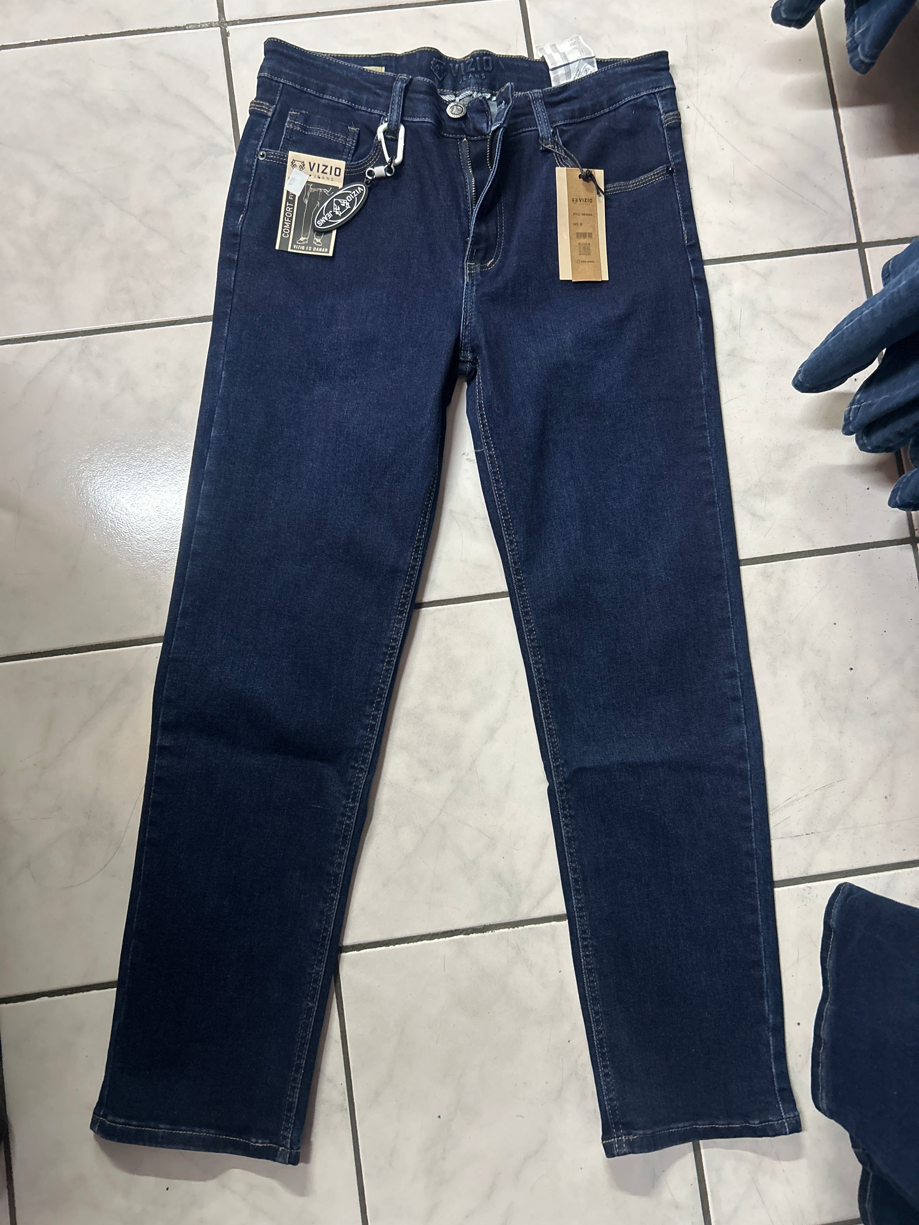 Vaqueros de algodón premium de ajuste cómodo