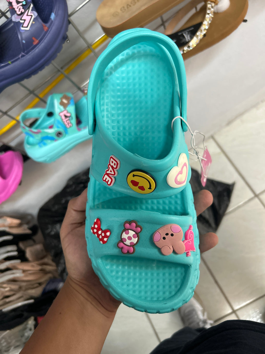 Sandalia tipo Crocs