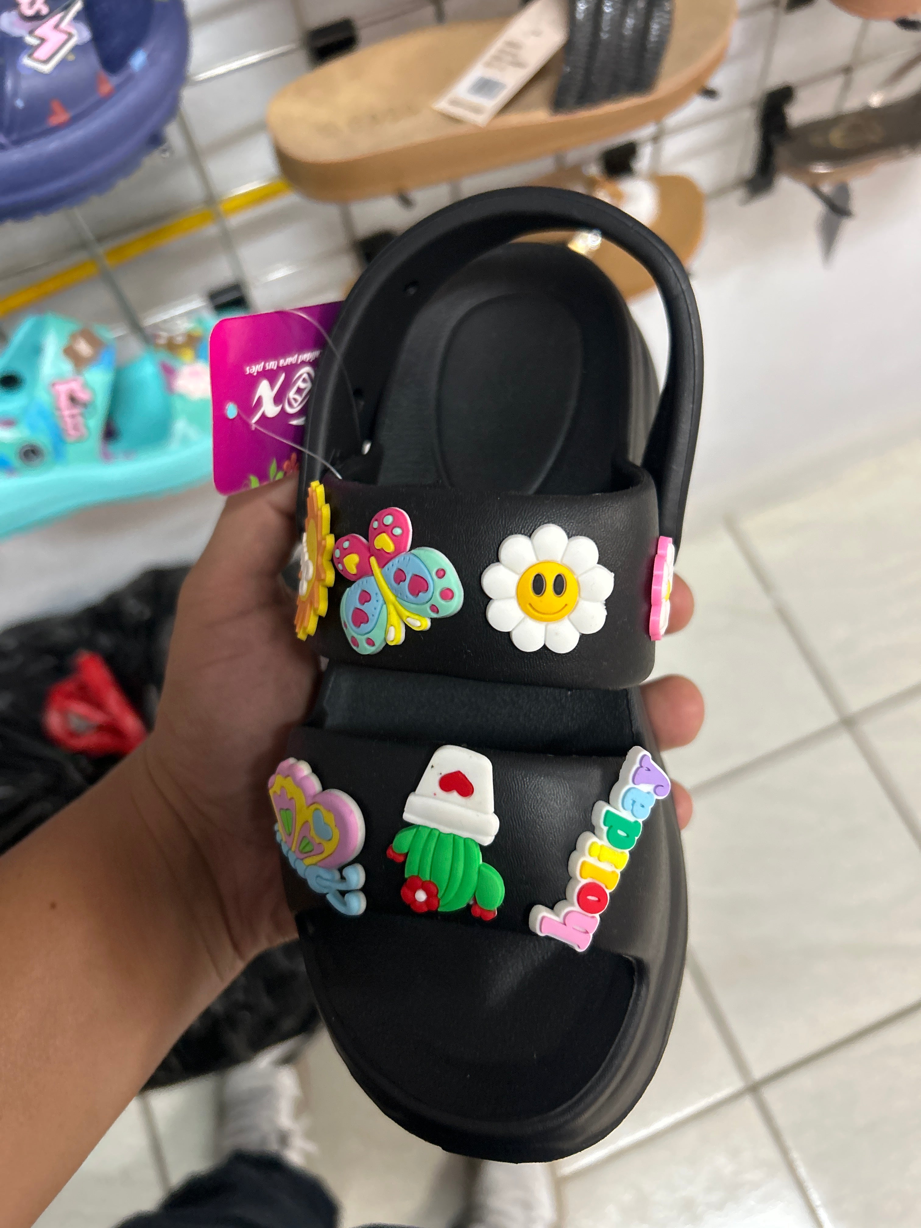 Sandalia tipo Croc