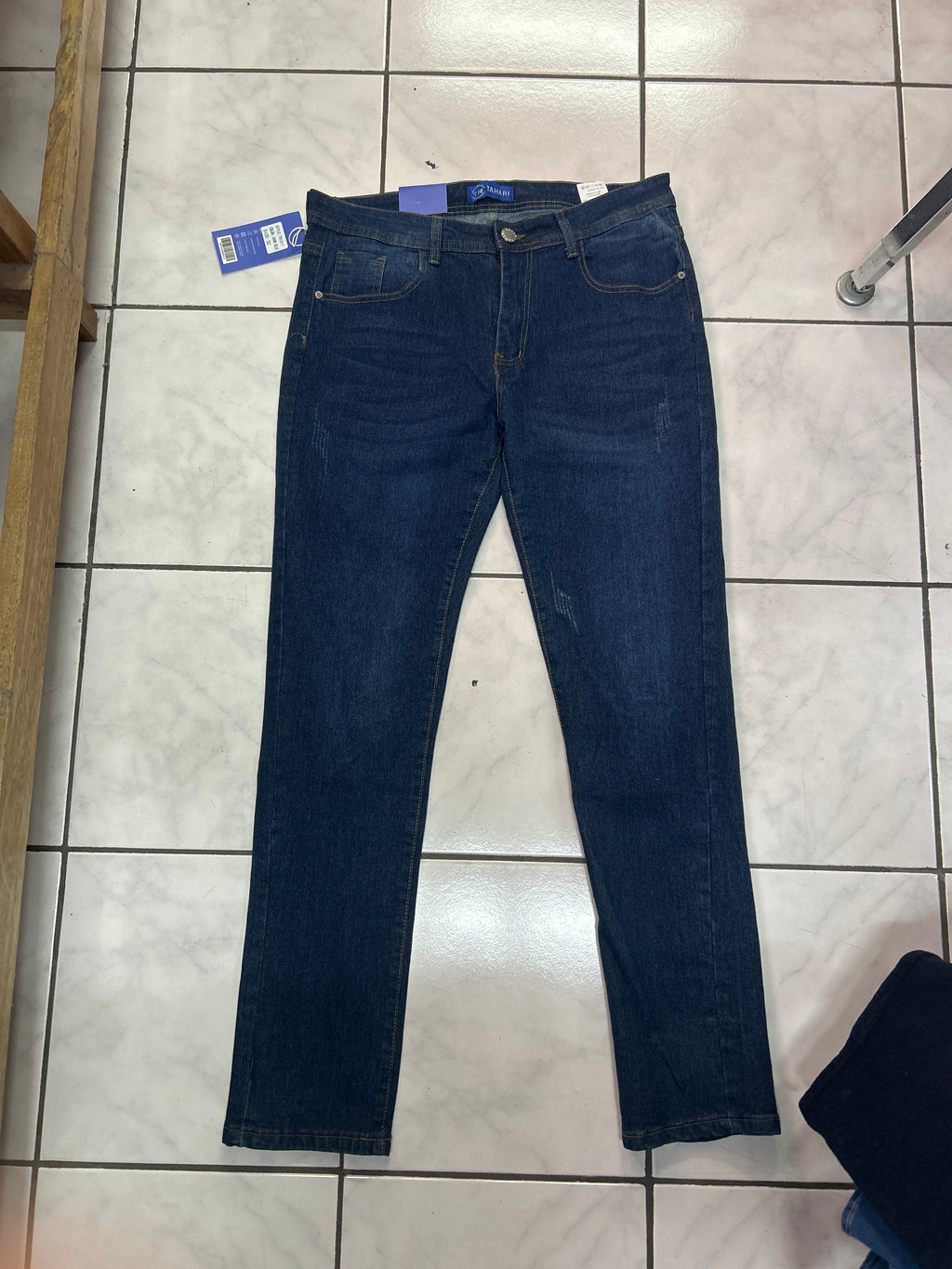 JEANS TAHARI