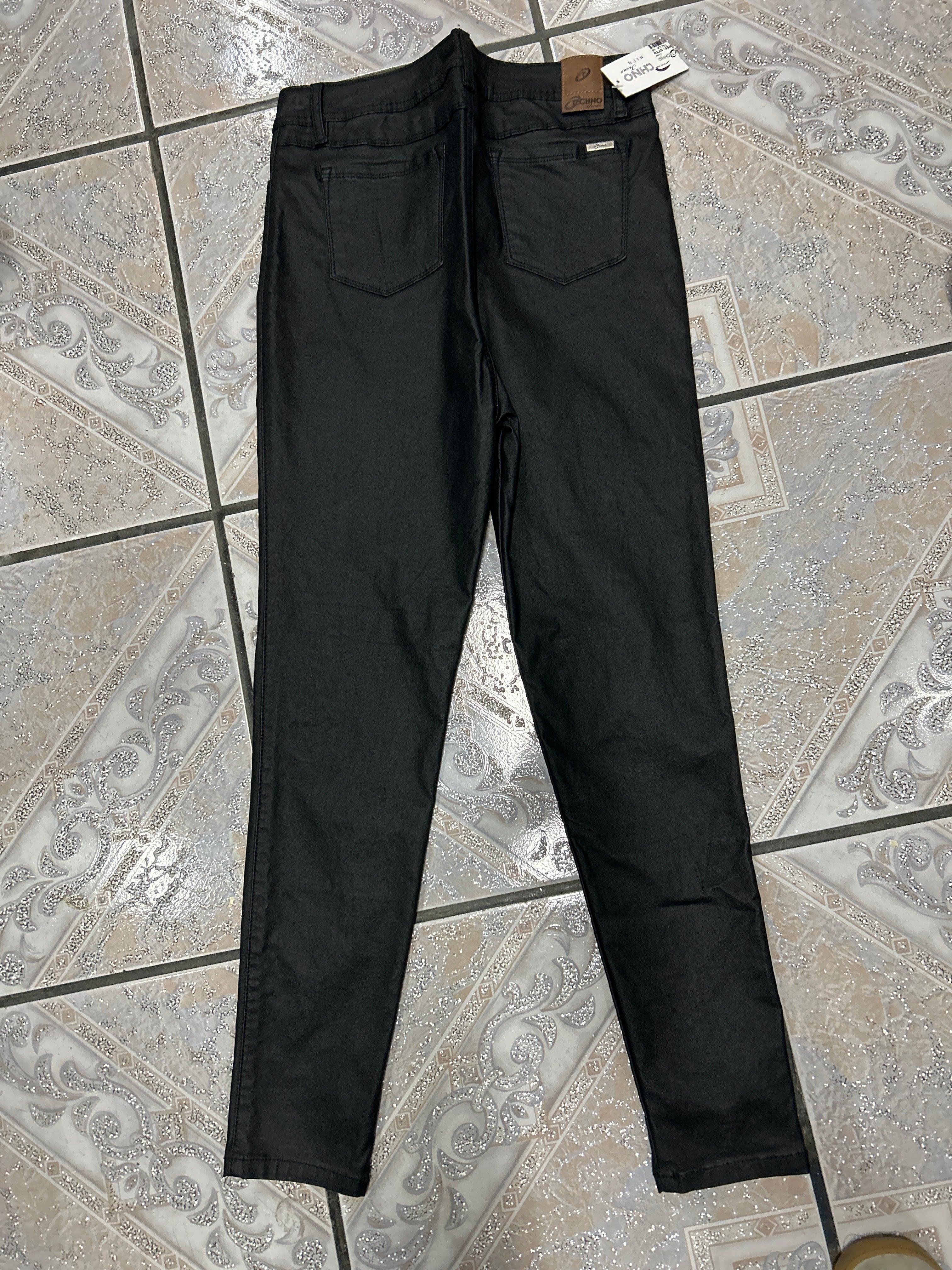 Pantalón Cuerina negro