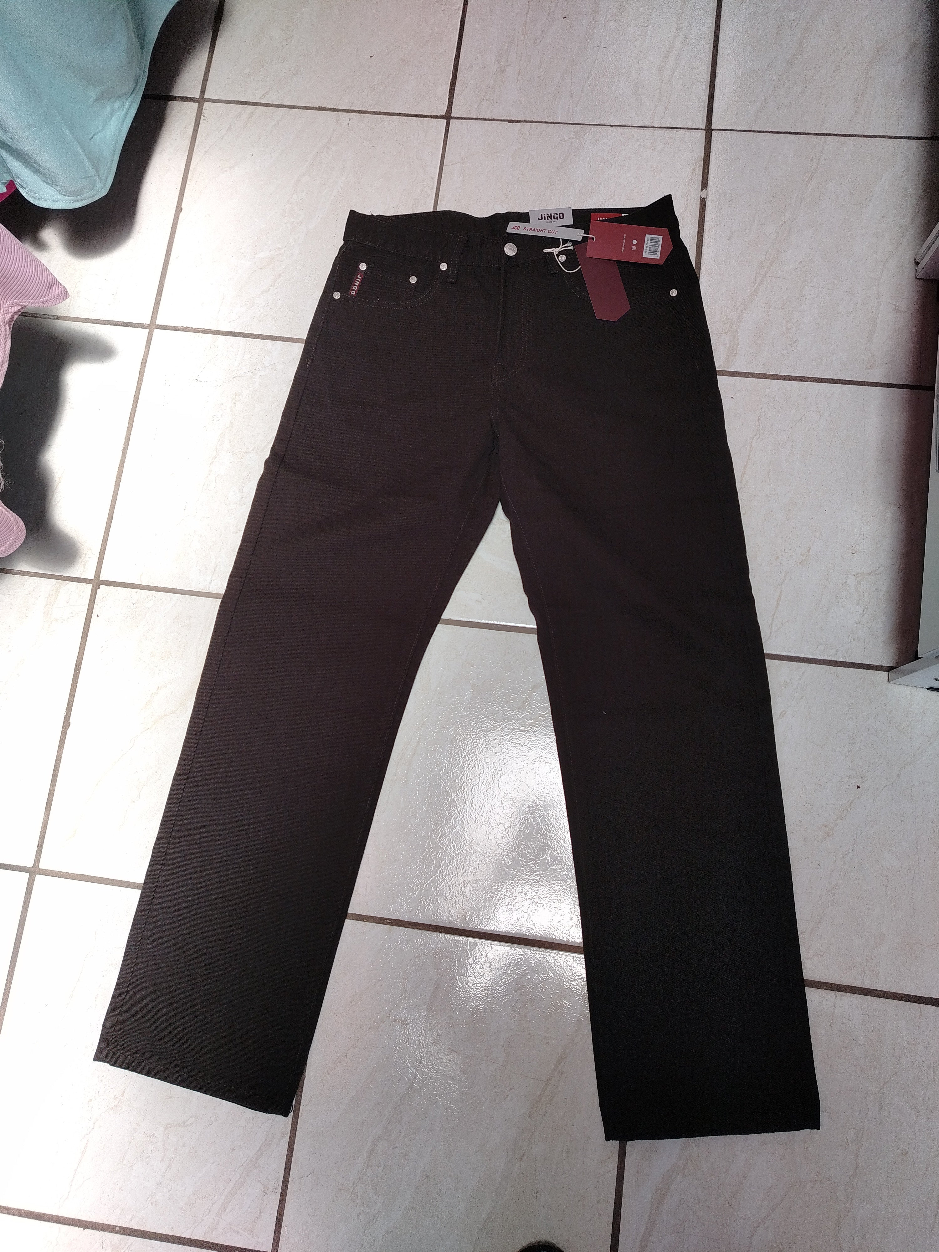 Pantalón Jingo rígido