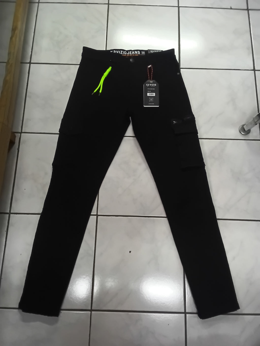 VIZIO JEANS